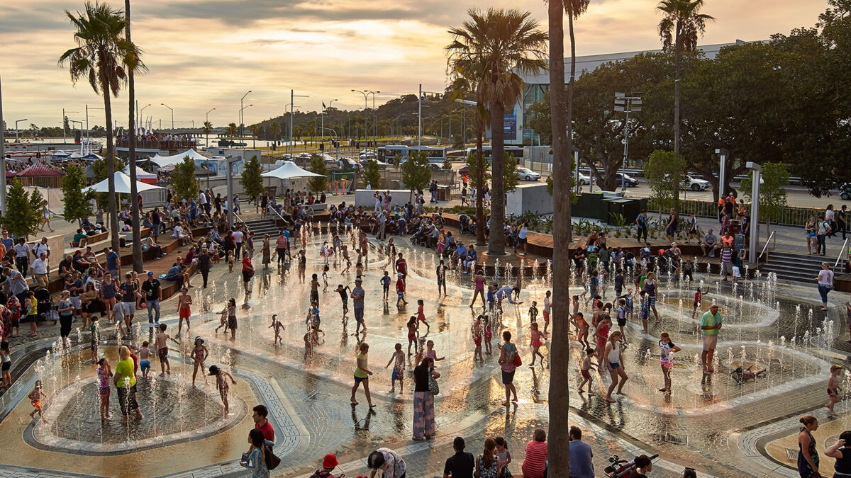 651_buronorth_expertise_eq_08_1600x900px-1